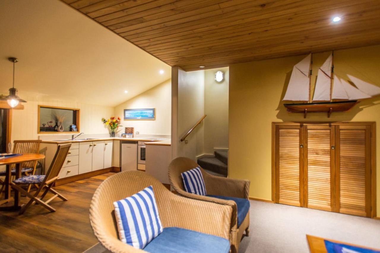 The Wheelhouse Inn Nelson Eksteriør bilde